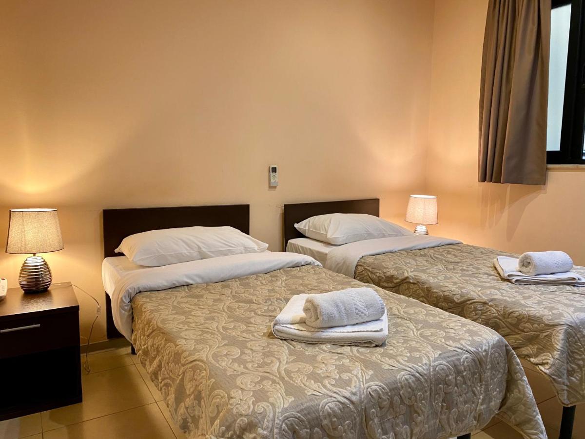 Malta Paradise Hotel San Ġiljan Buitenkant foto